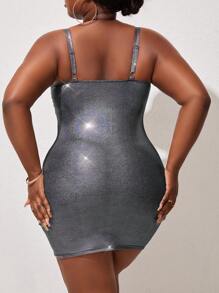 SHEIN Swim Curve 大码 3d 花朵衬垫吊带背心分体泳衣套装 夏季 - 銀色 - 查看 2