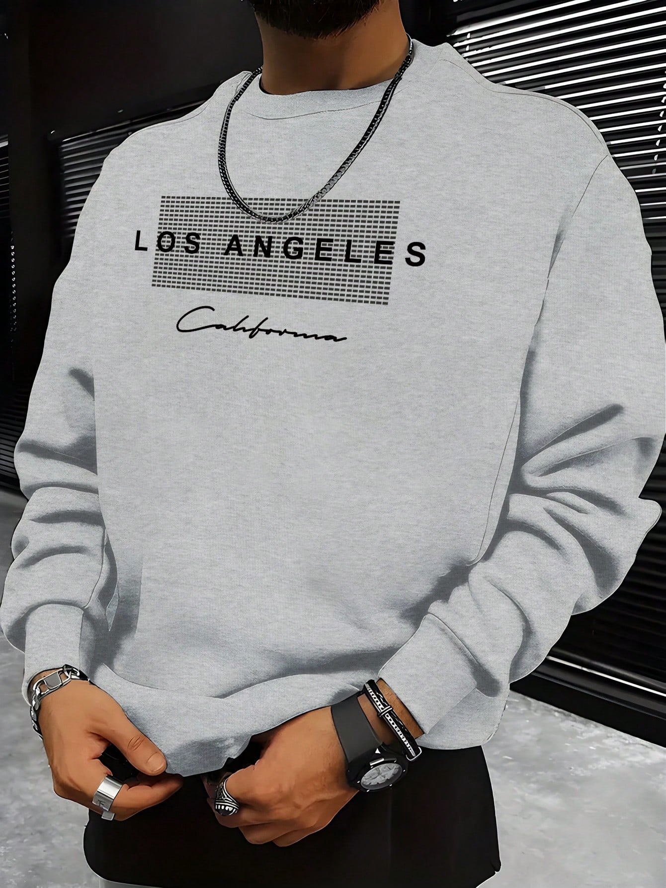 Manfinity Dauomo Men Letter Graphic Thermal Lined Sweatshirt