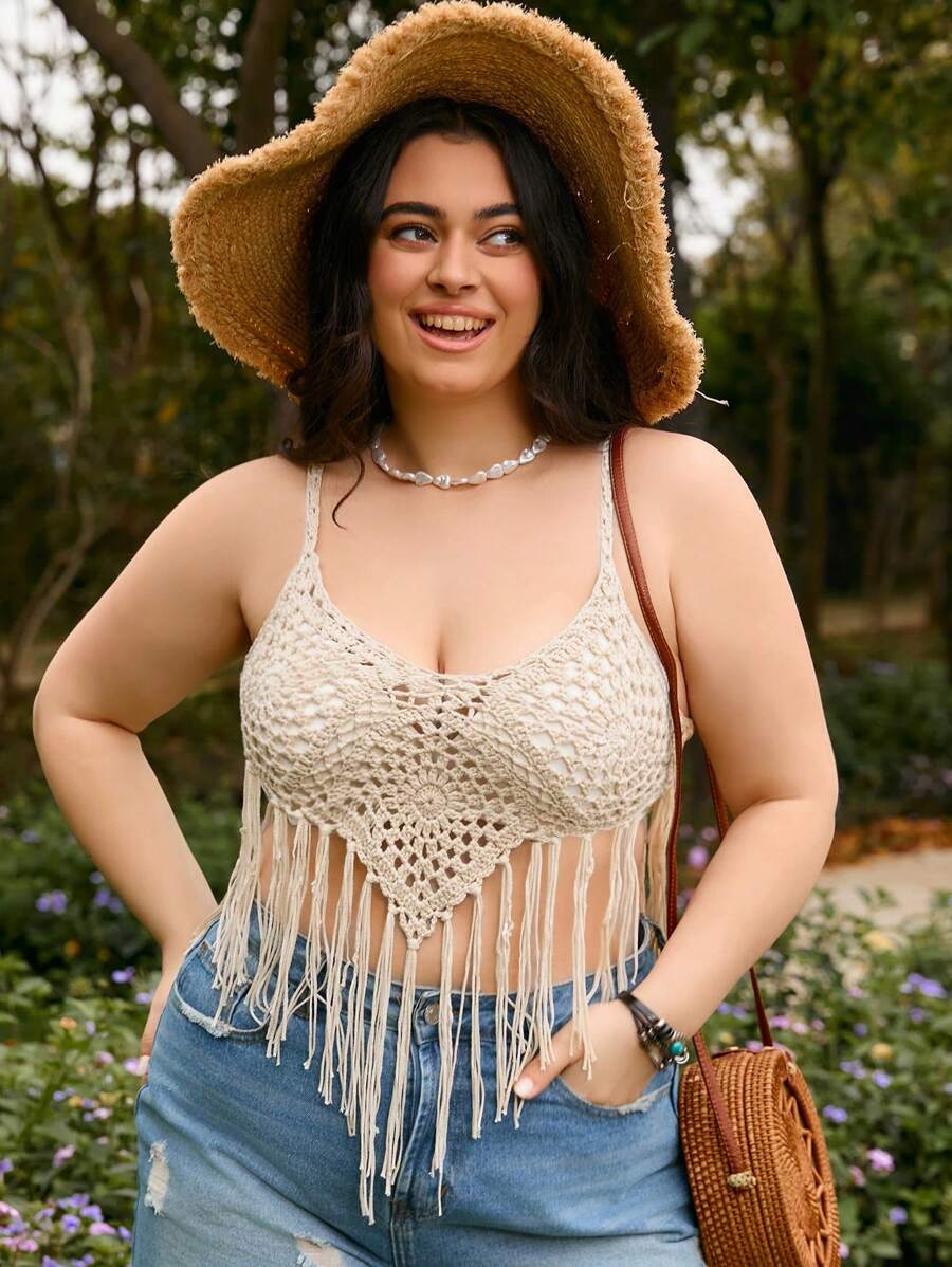 SHEIN VCAY Plus Size Crochet Halter Neck Knitted Top With Fringe Hem For Vacation