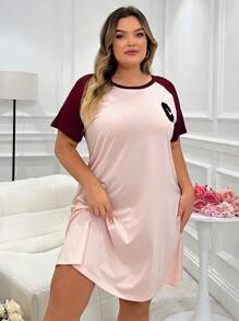 Plus Size Color Block Letter Embroidery Raglan Sleeve Nightgown - Pink - View 4