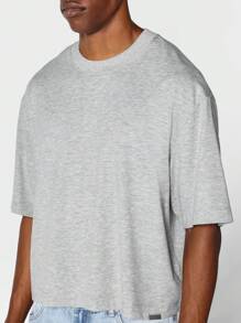SUMWON Áo thun tay ngắn crop fit Essential - Màu Xám nhạt - Xem 3