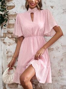 SHEIN LUNE 女士荷葉領短袖洋裝,配鑽石開叉領線 - 粉色 - 查看 1