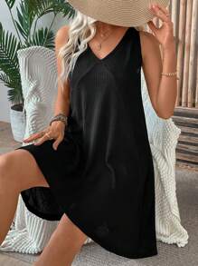Breezaya Solid Color V-Neck Sleeveless Dress