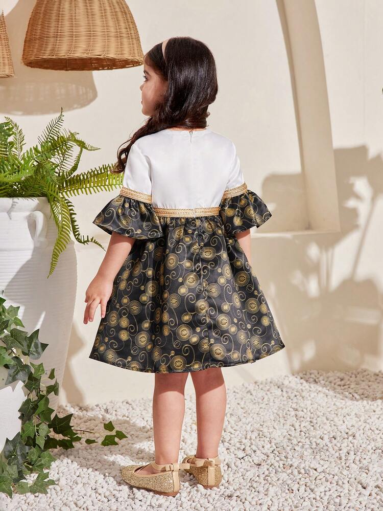 Young Girl Casual Round Neck Dress With Color Blocking, Weave Tape Decoration And Hot Stamping Pattern