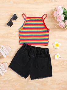 SHEIN مجموعة فتيات المراهقات الصيفية الربيعية Boho Trendy المكونة من قطعتين وتتضمن قمم خطوط متناقضة واسعة وشورت جينز ممزق يعاد تدويره مع الحزوز، ملابس صيفية للفتيات