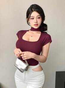 DAZY Top corto ajustado de unicolor con detalle calado para salir, para mujeres - Burdeos - Ver 8