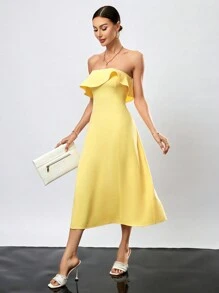 GENKIRA Asymmetrical Hem Strapless Dress With Gathered Waist - Mustard Yellow - View 3