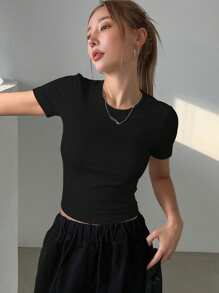 DAZY Women's Solid Color Slim Fit Cropped T-Shirt