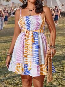 SHEIN VCAY 大尺寸度假風格打結染色連衣裙,有褶邊和肩帶 - 彩色 - 查看 3