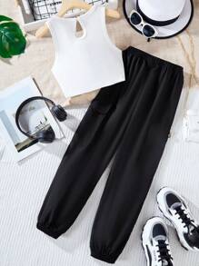 SHEIN Explorewe 少女羅紋針織短上衣與卡其褲