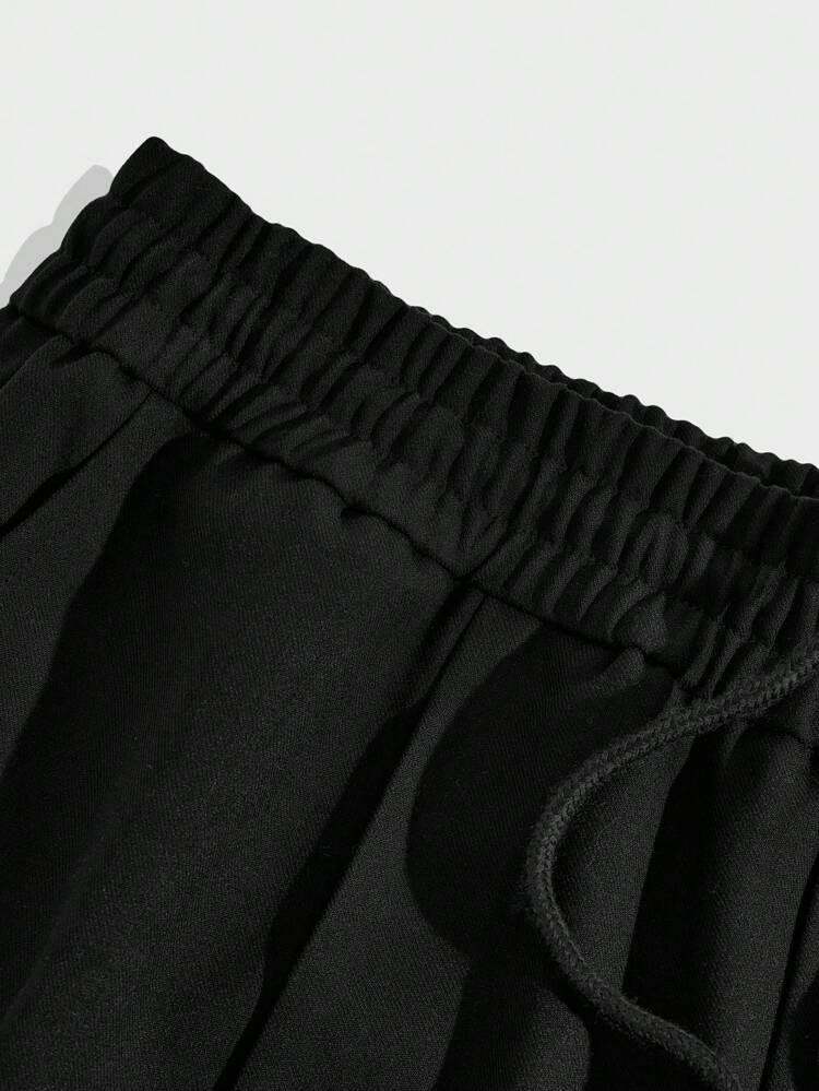 Easy Care Men's Woven Straight-Leg Pants With Pockets