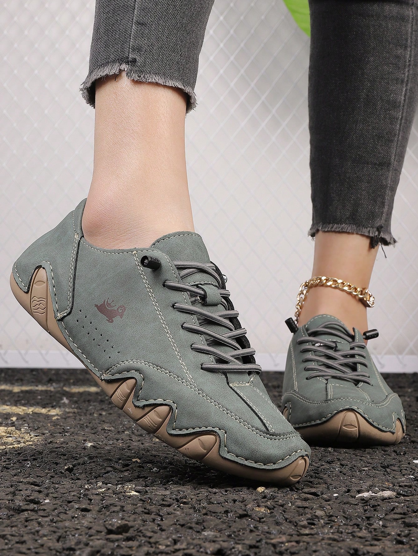 أحذية رياضية كاجوال للنساء