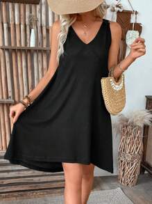 Breezaya Solid Color V-Neck Sleeveless Dress