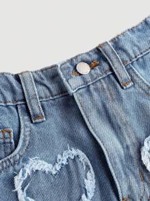 SHEIN Tween Girls Y2K 春夏波西米亚风心形补丁褪色磨损男友宽松斜口袋牛仔短裤，儿童服装 - 淺色水洗藍 - 查看 3