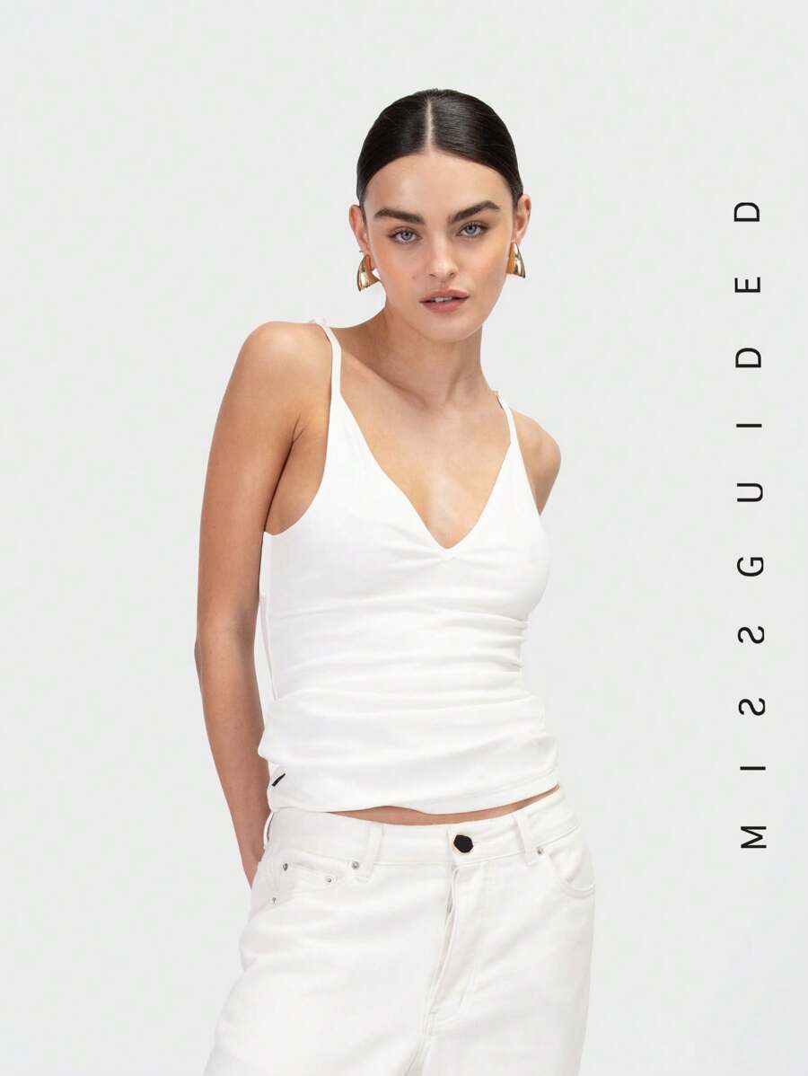 MISSGUIDED 深V領肋紋背心上衣 - 白色 - 查看 1