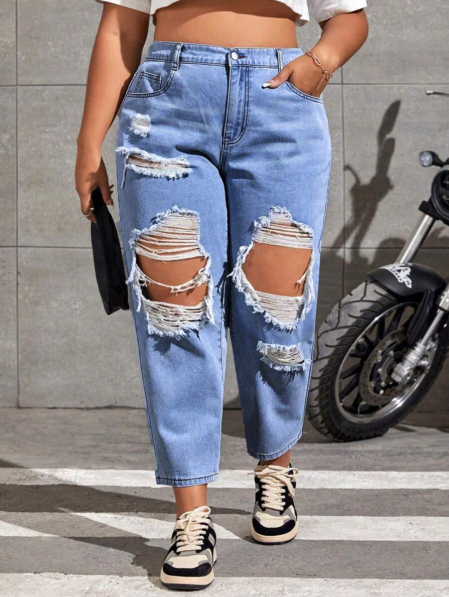 SHEIN EZwear Kích thước lớn Lỏng lẻo Quần jean Tapered Với Chi tiết đau khổ Và Đường chéo Túi - Rửa trung bình - Xem 1