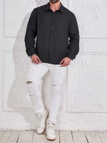 Manfinity Homme Herren Große Größen Einfarbiges Langarm Businesshemd, Ausgehen, Tailliertes Schwarzes Hemd, Herren Businesshemd, Schwarzes Hemd mit Knopfleiste, Herbst