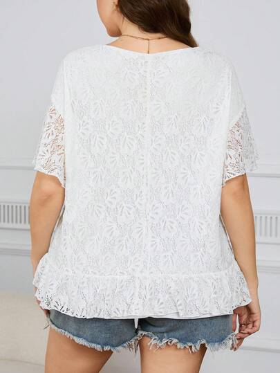 Plus Size Lace Round Neck Short Sleeve T-Shirt With Ruffle Hem
