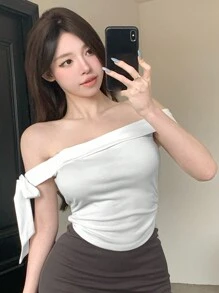 DAZY Women's Solid Color Off Shoulder Slim Fit Top