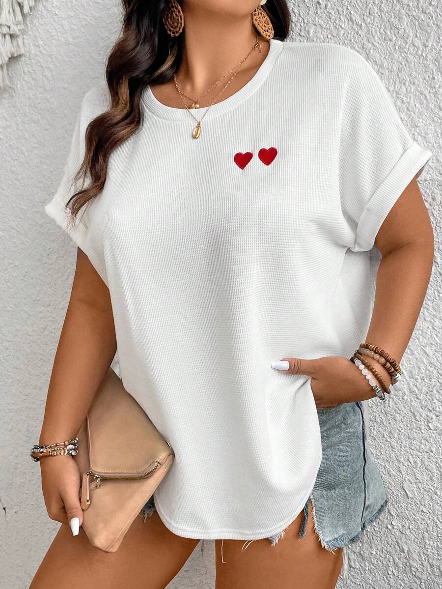 SHEIN Frenchy 加大碼愛心刺繡蝙蝠袖圓領寬鬆格紋網狀布t卹 - 白色 - 查看 1