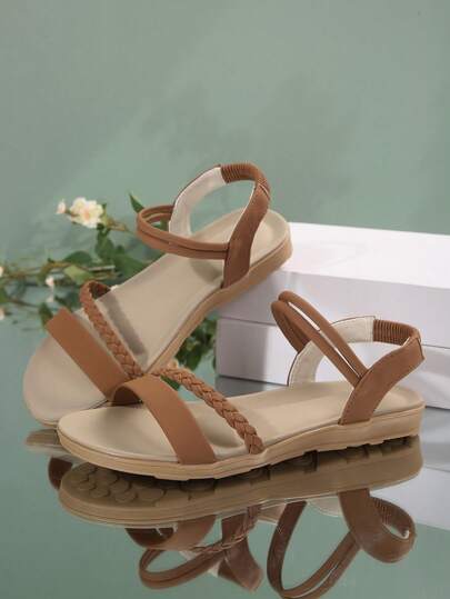 2024新款女士平底凉鞋，大码仙女风沙滩凉鞋，轻便舒适，适合春夏穿搭