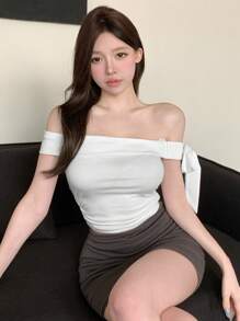 DAZY Women's Solid Color Off Shoulder Slim Fit Top