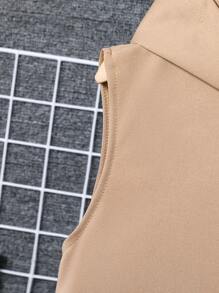 SHEIN Tween Boy 2pcs/Set Patched Detail Hooded Tank Top And Shorts Outfit