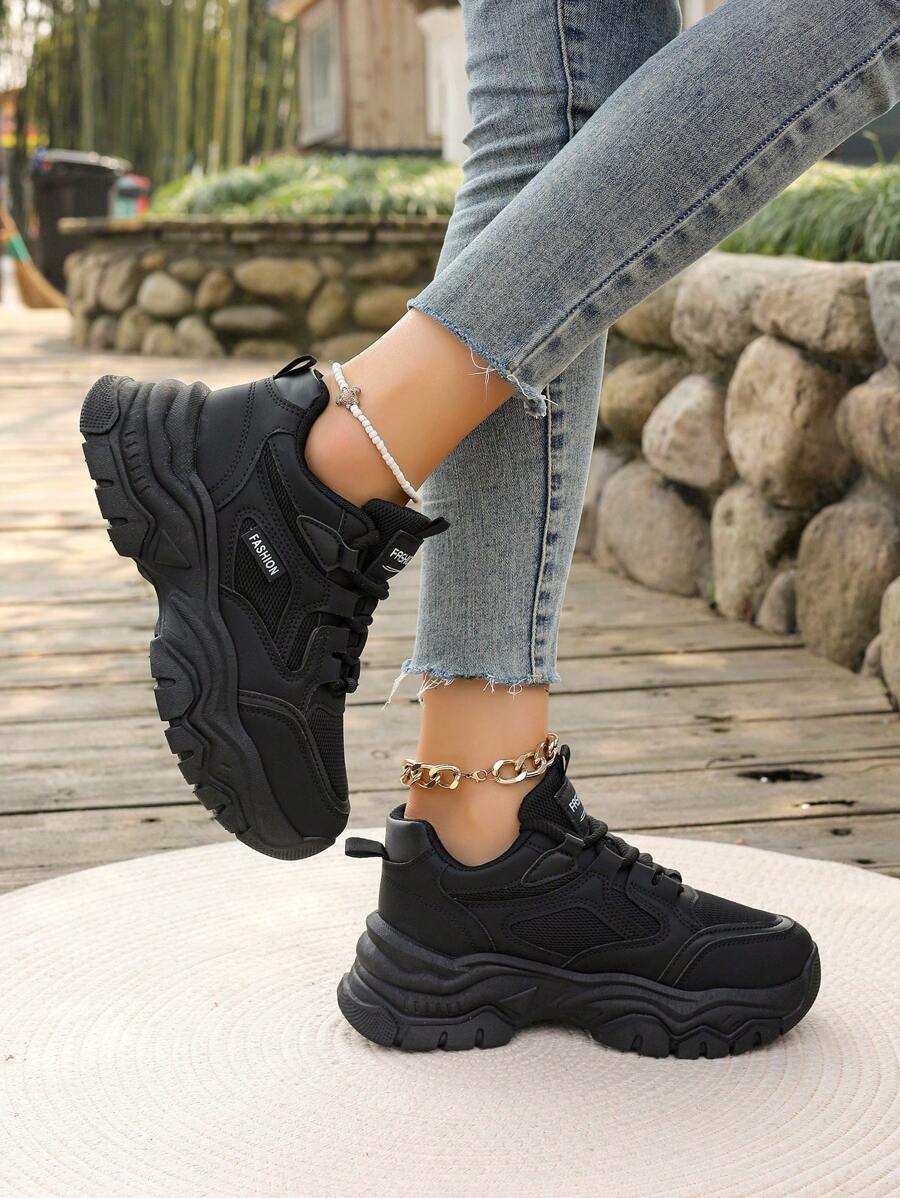 女士運動鞋，2024年春季新款網眼透氣多功能厚底鞋，具有防滑柔軟鞋底，適合辦公室工作 - 黑色 - 查看 1