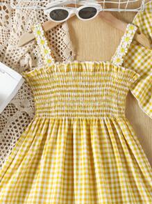 SHEIN 少女向日葵造型甜美洋裝搭配帽子,適用於遊樂園和花園的完美穿搭 - 黃色 - 查看 3