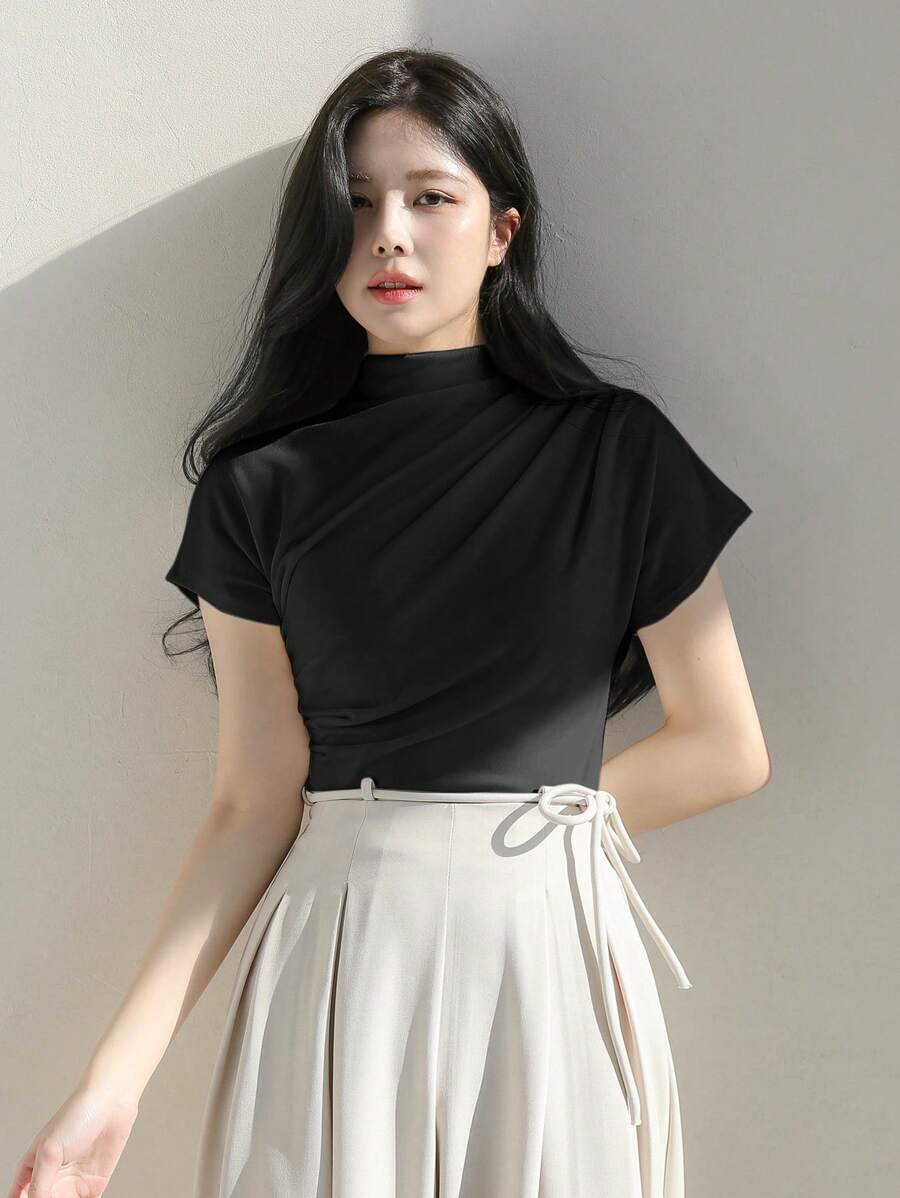 DAZY Áo thun cổ đứng trơn màu cho nữ - màu đen - Xem 1