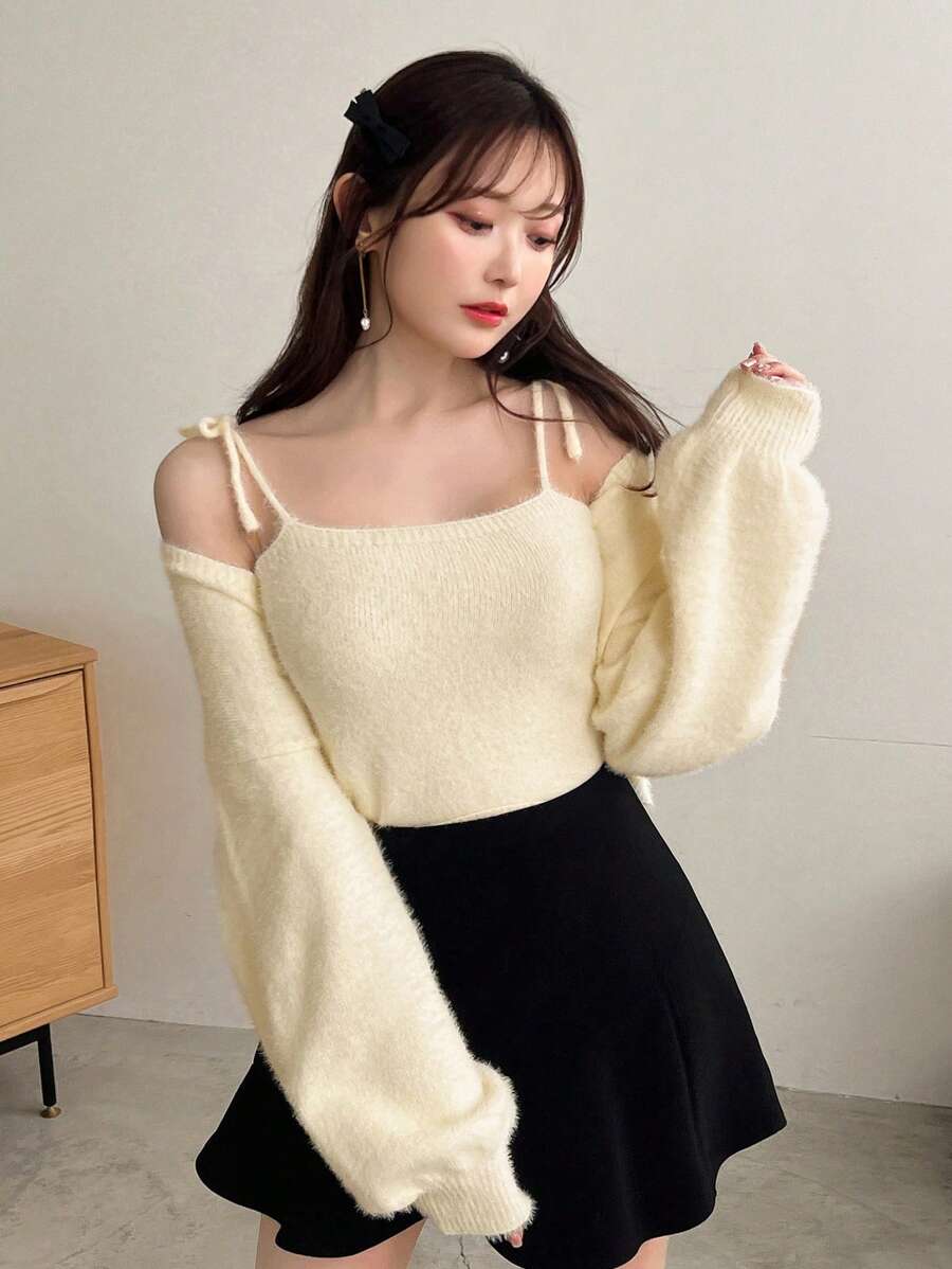 FRIFUL Bộ đồ hai mảnh dành cho nữ: Áo ba lỗ màu trơn và áo len cardigan - Màu be - Xem 1