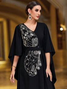 Al Najma 蝴蝶和重負荷設計的土耳其長袍,具有美感 - 黑色 - 查看 1