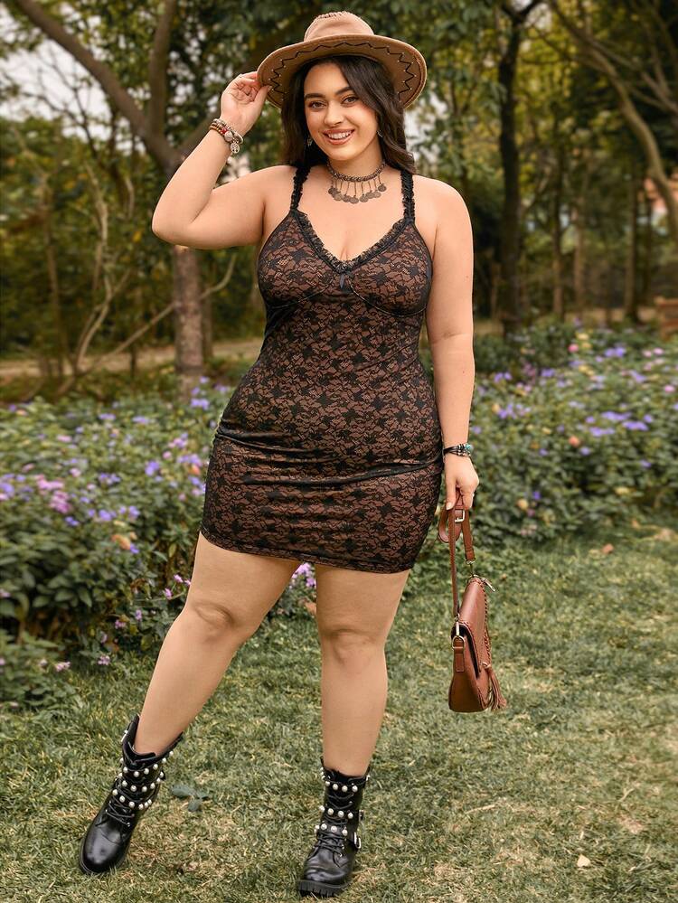 Plus Size Lace Patchwork Bodycon Dress With Hip Package