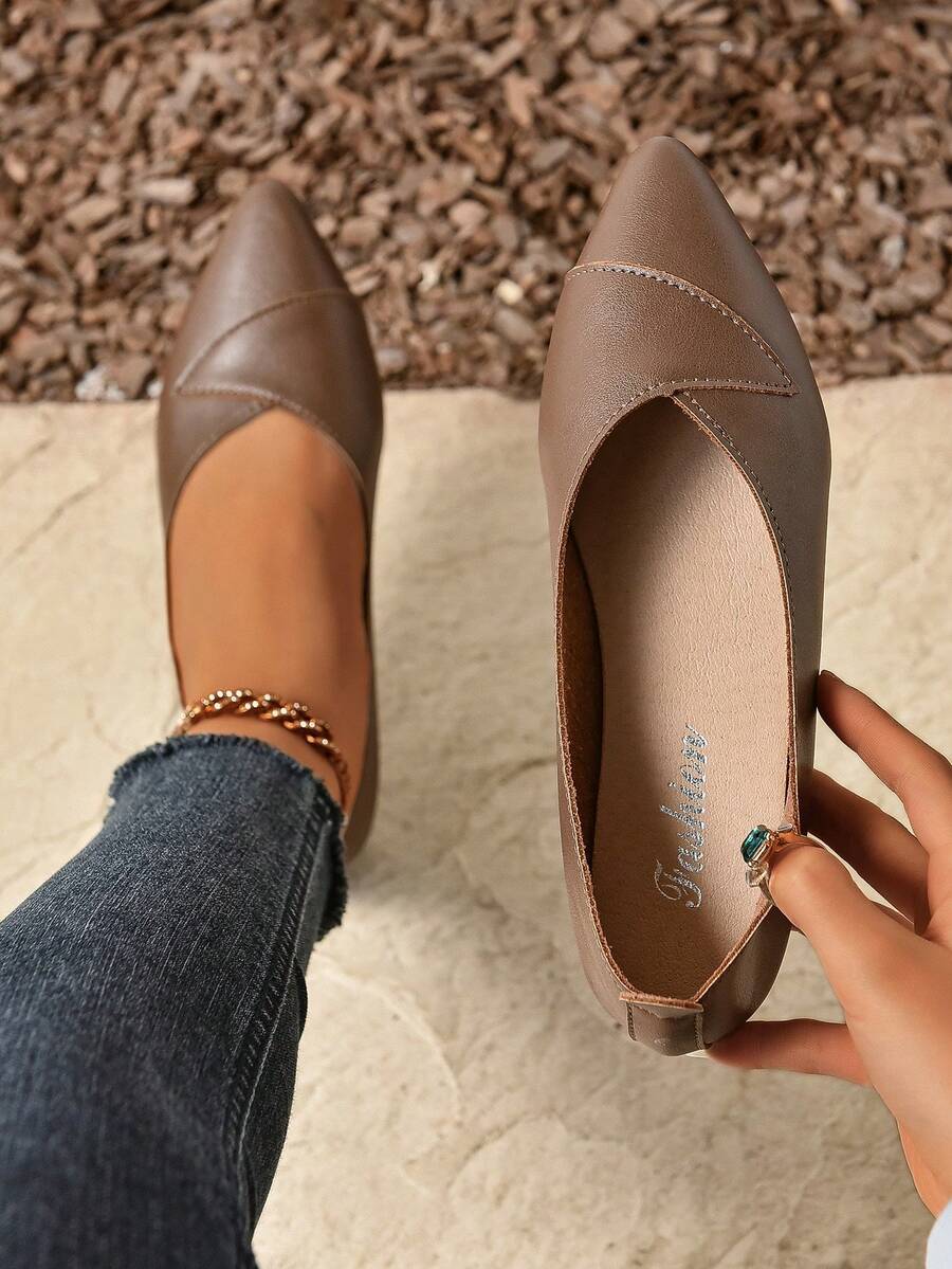 Của phụ nữ Đúng mốt Và Thoải mái Kích thước lớn Pointed Toe Giày phẳng Đối với Mặc hàng ngày - màu nâu - Xem 1