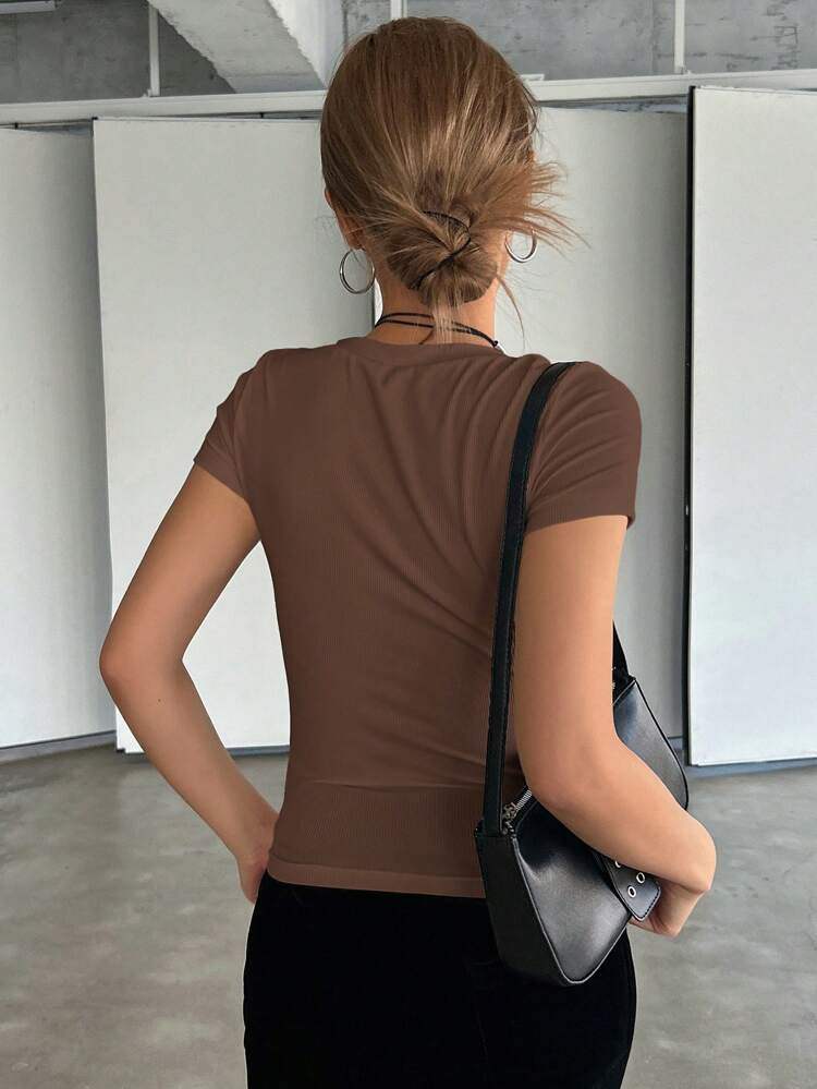Solid Color Slim Fit Round Neck Short Sleeve T-Shirt