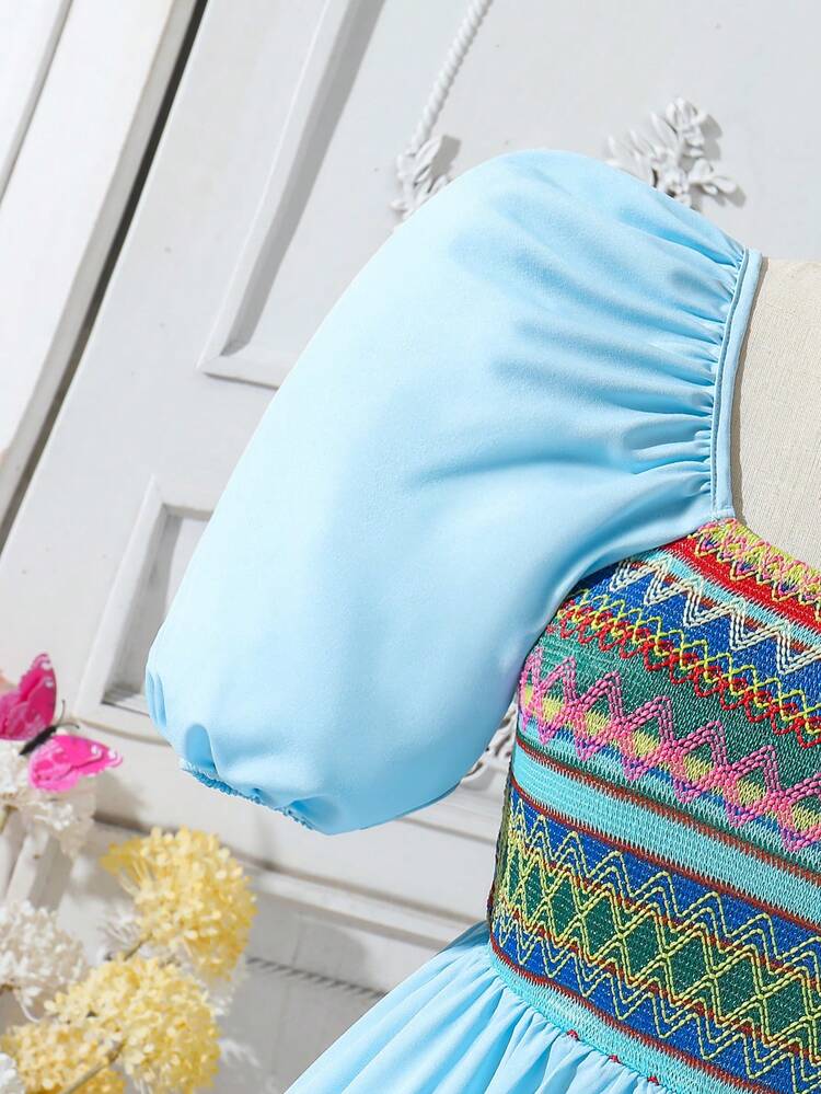 Teen Girl Holiday Patchwork Embroidery Detail Bubble Sleeve Dress