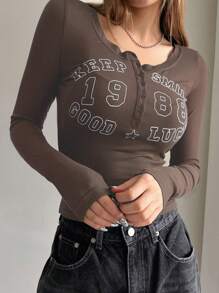 DAZY 字母印花半扣修身大圓領長袖 T 卹 - 駝色 - 查看 5