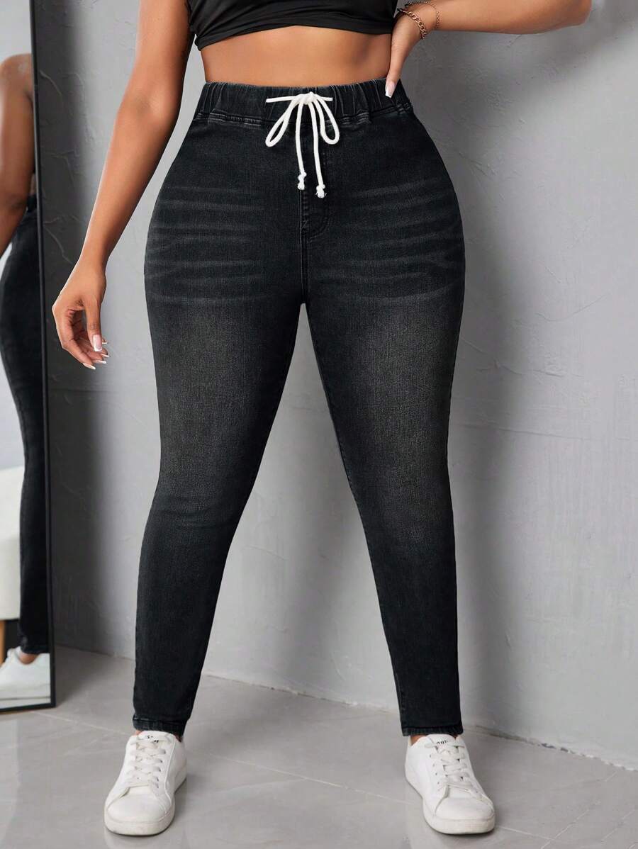 SHEIN SXY Rozmiar Plus Sznurek w talii Szczupły Dżinsy , - Czarne - Zobacz 1