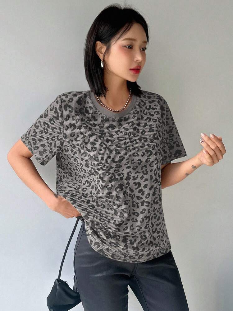 Leopard Print Loose Fit Short Sleeves Round Neck T-Shirt,Fall Clothes