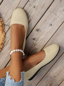 Women's Comfortable Breathable Flat Shoes, Round Toe Non-Slip Loafers - Beige - View 3