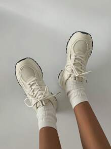 SRSOO Women's 2025 Casual Vintage Trainers, Thick Sole Athleisure Academy Style Sneakers