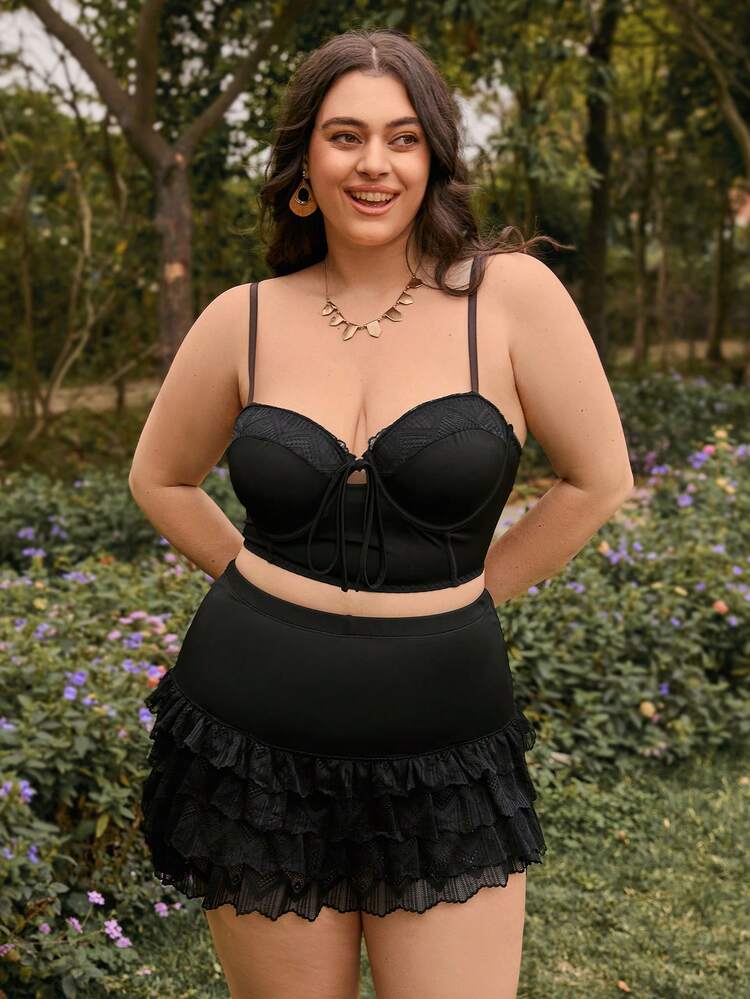 Plus Size Lace Splice Bra Cup 2pcs/Set