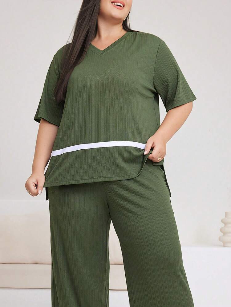 Plus Size Contrast Trim V-Neck Top And Wide Leg Pants Two Pieces Set