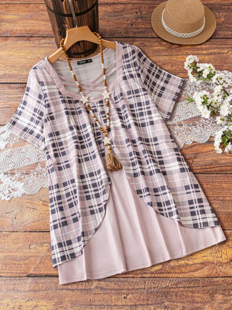 Plus Size Women's Plaid Short Sleeve T-Shirt