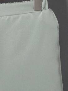 SHEIN 3 Piezas/ Conjunto Camisa De Manga Corta Con Cuello De Solapa, Chaleco Y Pantalones Cortos Sólidos De Niño Preadolescente Con Estilo Caballero