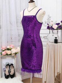 SHEIN Vestido Elegante com Ombros à Mostra e Acabamento de Penas Roxo para Meninas Pré-Adolescentes, Vestido para Ocasiões Formais como Festa de Aniversário, Baile de Formatura, Casamento