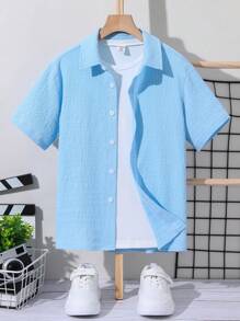 SHEIN Tween Boy Loose Fit Casual Solid Texture Turn-Down Collar Woven Short Sleeve Shirt, Suitable For Summer
