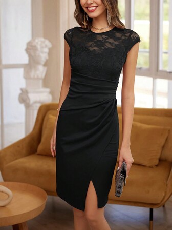 女士优雅蕾丝拼布腰部褶饰鸡尾酒会 A 字形连衣裙，带侧开衩