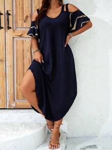 SHEIN Essnce Plus Chevron Print Cold Shoulder Dress - Navy Blue - View 6