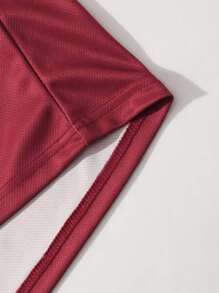 ROMWE MEN Street Life Men Casual Summer Short Sleeve T-Shirt With Printed Racing Icon And Color Block Design, School - Red - View 3